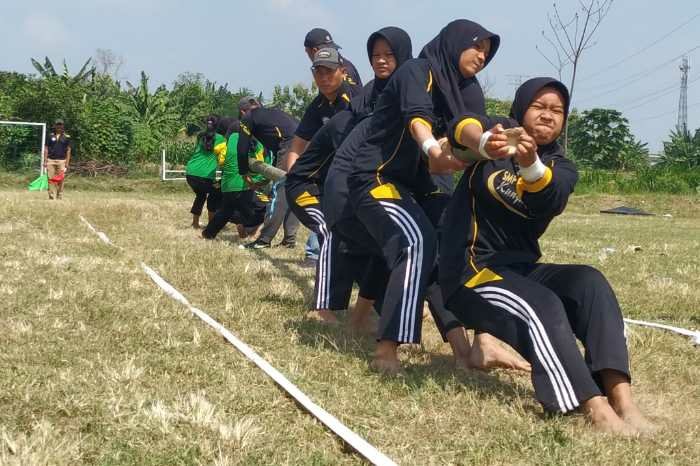 Lomba permainan tradisional pelajar Kediri 2024
