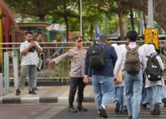 Kapolres Kediri Kota Jadi Pembina Upacara di MAN 2, Ajak Pelajar Bijak Bermedsos dan Jauhi Narkoba