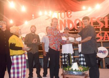 Wali Kota Kediri Ajak Warga Banjaran Viralkan Kampung Senja
