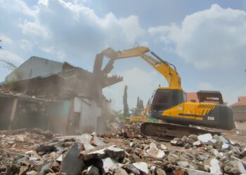 Eksekusi 10 Rumah di Kota Kediri Diwarnai Penolakan