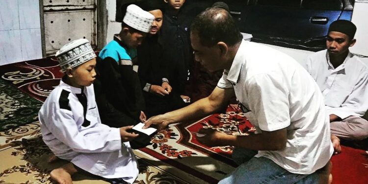 BUKBERIA IKASMADA Buka Puasa Bersama IKASMADA di Panti Asuhan