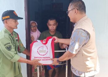 Suket Teki Nusantara, Berbagi Bersama Lansia Dan Penyandang Disabilitas Kediri Raya