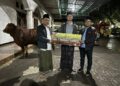 Gerindra Kota Kediri Menyerahkan Hewan Kurban Dari Ketua Umum Prabowo Subianto Kepada 2 Ponpes Kediri