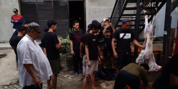 Rayakan Idul Adha, PT LISA Berbagi Dengan Warga Sembelih Belasan Hewan Kurban.