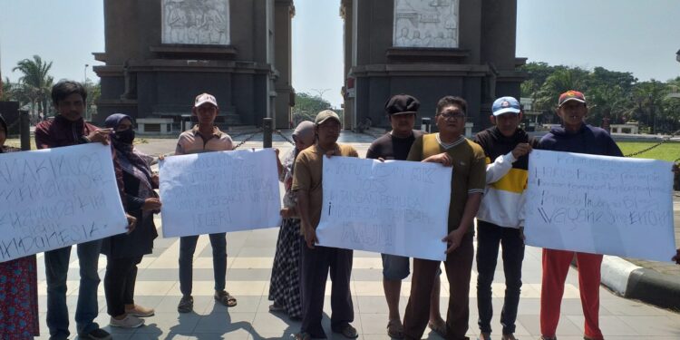 Warga Kabupaten Kediri Dukung Putusan MK Dan Gibran Jadi Pemimpin Indonesia