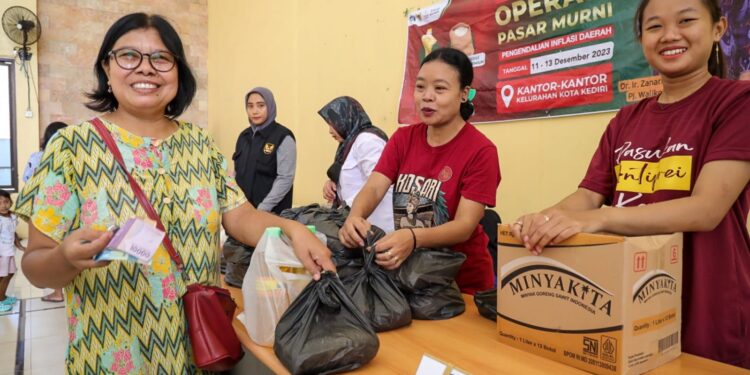 Jaga Kestabilan Harga Komoditas Jelang Nataru, Pemkot Kediri Gelar OPM di 9 Kelurahan