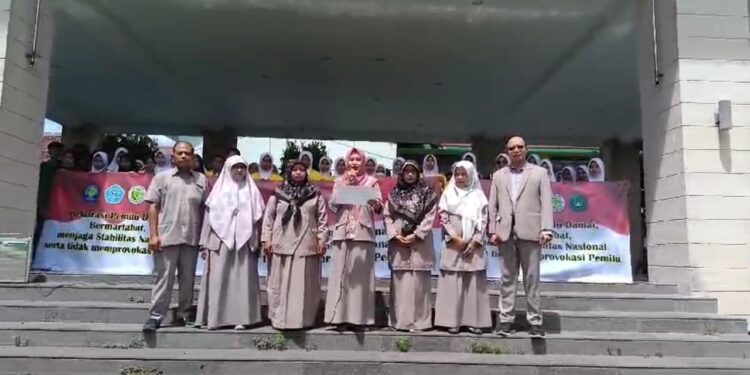 Pernyataan Sikap Civitas Akademi Sejumlah Kampus Kesehatan Kabupaten Kediri Soal Pemilu Damai
