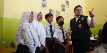 3 Tahun, Mas Dhito Melejitkan Indeks Pembangunan Manusia di Kabupaten Kediri