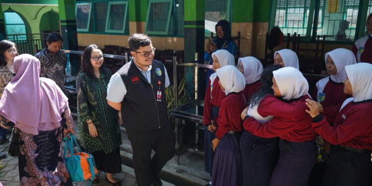 Sosialisasi PPDB SMA Boarding School, Mas Dhito Komitmen Berikan Sekolah Gratis Bagi Warganya
