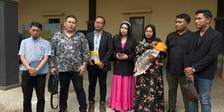 Datang Ke Kediri Tim Hotman 911 Bersama Keluarga Datangi Mapolres Kediri Kota