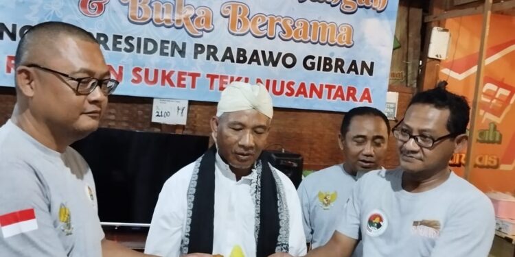 Relawan Suket Teki Nusantara Tasyakuran Kemenangan Prabowo – Gibran di Kediri
