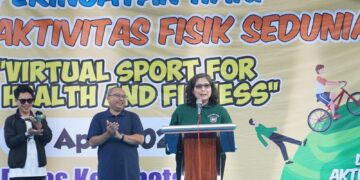 Peringati Hari Aktivitas Fisik Sedunia, Dinkes Kota Kediri Dan Pj Wali Kota Kediri Senam Bersama