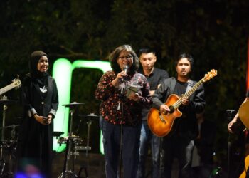 Pj Wali Kota Kediri Nikmati BrantasTic Bersama Masyarakat
