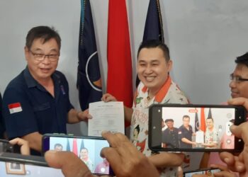 Ronny Siswanto, Pengusaha Muda Daftarkan Diri Bacawali Ke Partai Nasdem