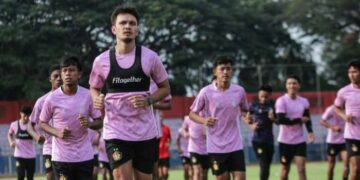 Pj Wali Kota Evaluasi Kinerja PDAM Tirta Dhaha, Berikut Hasilnya