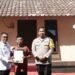 Kapolres Kediri Bantu Mbah Midjan Miliki Rumah Layak Huni