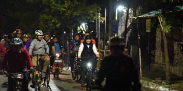 Kemeriahan Kediri Night Ride, Gowes Bareng Pj Wali Kota Kediri