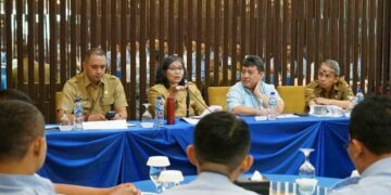 Pj Wali Kota Evaluasi Kinerja PDAM Tirta Dhaha, Berikut Hasilnya