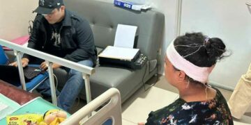 Serahkan Bantuan, Polres Kediri Terus Pantau Kondisi Korban Penyiraman Air Keras