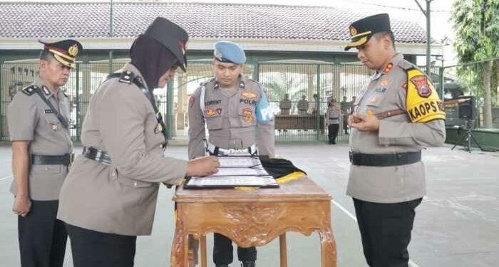 Penyegaran, Kapolres Kediri Lantik Sejumlah Pejabat Baru Polres Kediri