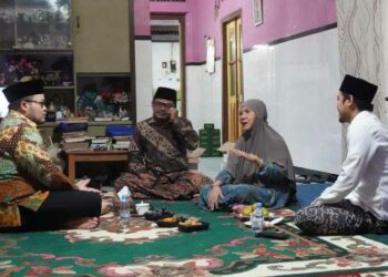 Mas Dhito Silahturahmi ke Kediaman Nyai Bad