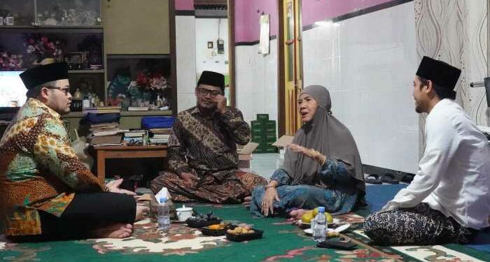 Mas Dhito Silahturahmi ke Kediaman Nyai Bad