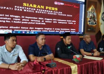 Mas Dhito Silahturahmi ke Kediaman Nyai Bad