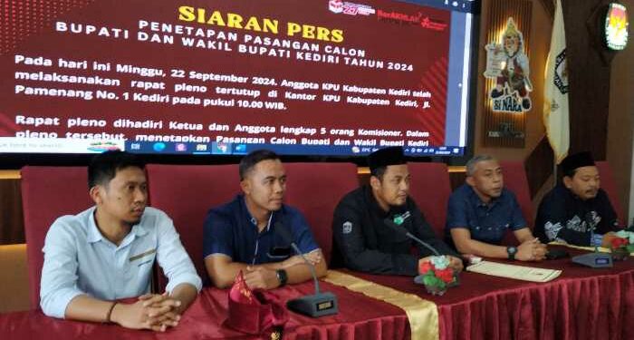 Mas Dhito Silahturahmi ke Kediaman Nyai Bad