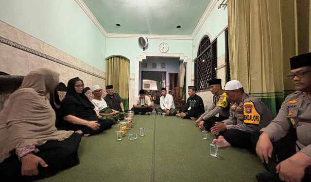 Seruan Lanjutkan Sambut Kedatangan Mas Dhito di Kampanye Perdana