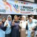 Dansatgas TMMD 122 Kodim 0809/Kediri Bagikan Paket Sembako Untuk Warga