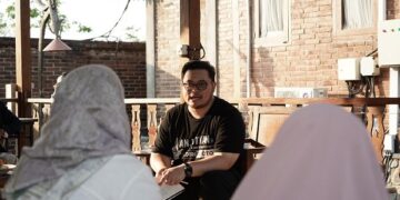 Mas Dhito Borkomitmen Selesaikan Persoalan Guru Honorer