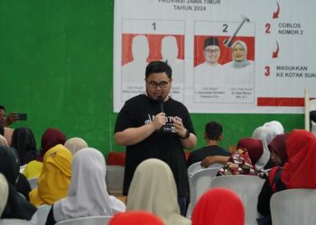 Mas Dhito Borkomitmen Selesaikan Persoalan Guru Honorer