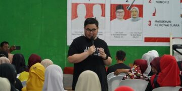 Mas Dhito Borkomitmen Selesaikan Persoalan Guru Honorer