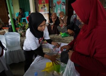 Mas Dhito Borkomitmen Selesaikan Persoalan Guru Honorer