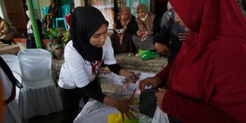 Mas Dhito Borkomitmen Selesaikan Persoalan Guru Honorer