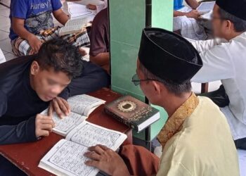 Mas Dhito Borkomitmen Selesaikan Persoalan Guru Honorer