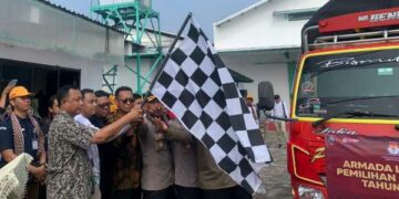 KPU Kabupaten Kediri Berangkatkan Logistik Pemilihan Serentak 2024