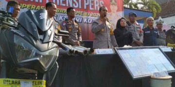 Kelompok Pengusaha Keluarga Bawean Komitmen Dukung Vinanda – Gus Qowim