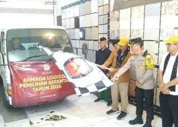 KPU Kota Distribusikan Logistik, Bilik Suara Berangkat Lebih Dulu