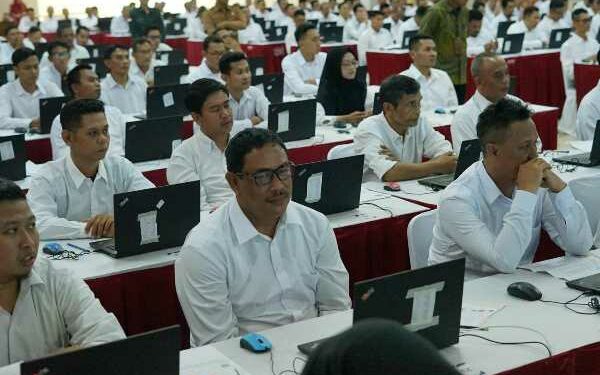 Ribuan Peserta Ikuti Tes PPPK Tahap 1 Pemkot Kediri