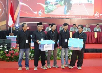 Rekapitulasi KPU Kediri Usai, Partispasi Masyarakat Meningkat Hingga 72 Persen