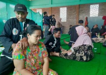 Aksi Mulia Pendekar IKSPI Kera Sakti, Puluhan Warga Kediri Terbantu Pengobatan Alternatif Gratis