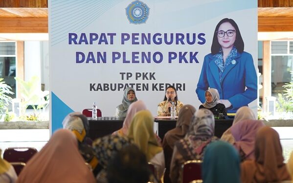 Cegah Tindak Asusila di Bawah Umur, Mbak Cicha Ajak Kader PKK Lebih Peduli Lingkungan Sekitar