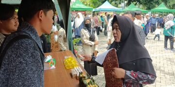 Bazaar HUT ke-42 Fakultas Pertanian Uniska Kaya Kreasi Pertanian