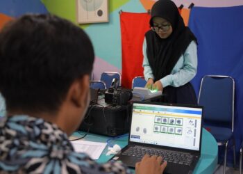 Permudah Layanan Perekaman KTP-El Siswa, Dispendukcapil Kembali Sambangi Belasan SMA