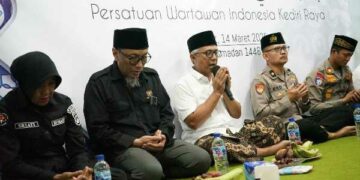 Pelepasan PJ Wali Kota Kediri Penuh Haru, Mbak Vinanda Sampaikan Terima Kasih