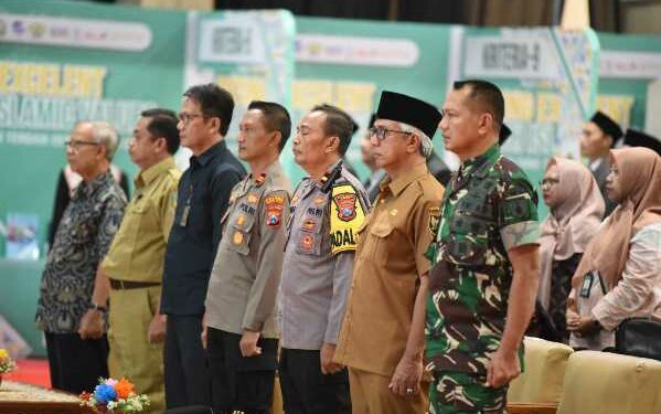 Pelepasan PJ Wali Kota Kediri Penuh Haru, Mbak Vinanda Sampaikan Terima Kasih