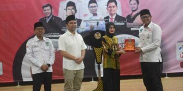 Pelepasan PJ Wali Kota Kediri Penuh Haru, Mbak Vinanda Sampaikan Terima Kasih