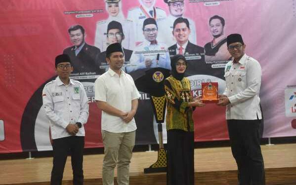 Pelepasan PJ Wali Kota Kediri Penuh Haru, Mbak Vinanda Sampaikan Terima Kasih