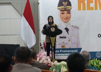 Ini Pesan Mbak Wali Untuk ASN Saat Pimpin Apel Perdana di Balai Kota Kediri
